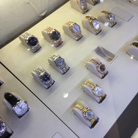 Das Foto wurde bei de Boulle Diamond &amp;amp; Jewelry von Melissa P. am 2/23/2018 aufgenommen