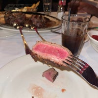 Foto tomada en Club A Steakhouse  por Saad🧸 el 4/23/2023