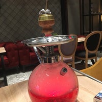 Photo taken at Smokenjoy Cafe Lounge by 🇹🇷GÖKHAN Y. on 1/26/2017