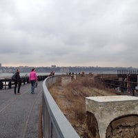 Photo taken at High Line by Diana G. on 4/8/2015