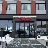 Photo taken at Thon Hotel Kirkenes by Steven K. on 2/25/2023