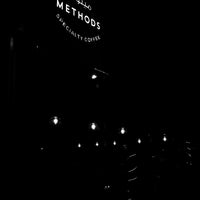 Photo taken at Methods Specialty Coffee by 𝑴 𝑨𝑳𝑲𝑯𝑨𝑳𝑫𝑰 🖤 on 10/30/2018
