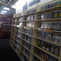 Photo taken at Blockbuster by V CT R N. on 5/9/2013