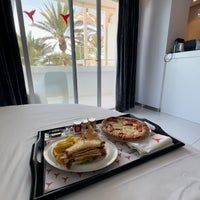 Photo taken at Ushuaïa Ibiza Beach Hotel by Noura on 9/28/2023