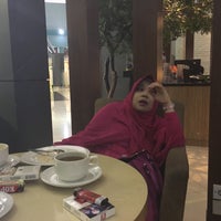 Photo taken at De Green Executive Lounge by Ridho P. on 2/15/2016