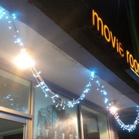 Review The Movie Room