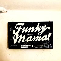 รูปภาพถ่ายที่ Funky Mama โดย dobleequixx m. เมื่อ 11/11/2017