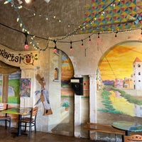 Foto scattata a Firefly Coffee House da Tina C. il 8/23/2022