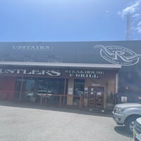 รูปภาพถ่ายที่ Rustlers Steakhouse โดย りき せ. เมื่อ 2/7/2022