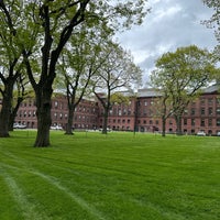 Foto tirada no(a) Harvard Law School Library por MohammadAz ⚖. em 5/11/2024