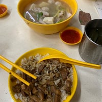Photo taken at Authentic Mun Chee Kee KING of Pig&amp;#39;s Organ Soup by Yoyo B. on 10/22/2020