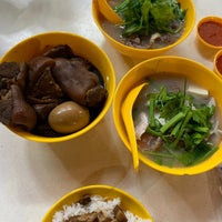 Photo taken at Authentic Mun Chee Kee KING of Pig&amp;#39;s Organ Soup by Yoyo B. on 8/13/2020