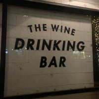 Foto tirada no(a) Bodega Wine Bar por Lo H. em 9/23/2023