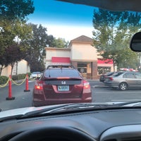 Photo taken at In-N-Out Burger by Lo H. on 9/1/2020