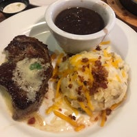 Photo taken at Chili&amp;#39;s Grill &amp;amp; Bar by Lo H. on 7/17/2019