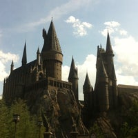 Photo taken at The Wizarding World of Harry Potter - Hogsmeade by Shnzm on 5/25/2013