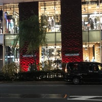 Photos At ディースクエアード東京店 Dsquared2 Tokyo Boutique In 中央区 Photos At ディースクエアード東京店 Dsquared2 Tokyo Boutique In 中央区