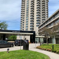 Photo taken at The Westin Prince, Toronto by Raymond C. on 5/26/2019