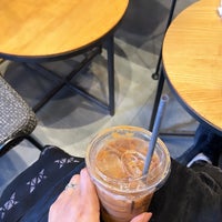 Foto tirada no(a) Starbucks por ُ em 5/11/2024