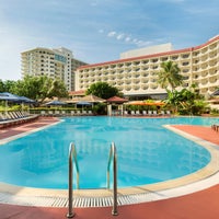 Foto diambil di Hilton Guam Resort &amp;amp; Spa oleh Hilton Guam Resort &amp;amp; Spa pada 9/2/2021