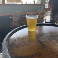 Photo taken at King Harbor Brewing Company Waterfront Tasting Room by John H. on 4/1/2022