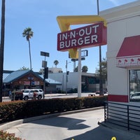 Photo taken at In-N-Out Burger by Closed on 7/23/2022
