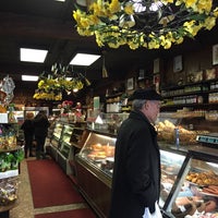 Photo taken at Homestead Gourmet Shop by Yozo H. on 3/21/2015
