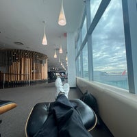 Photo taken at Virgin Atlantic Clubhouse by Masha on 3/4/2024