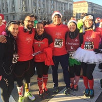 Photo taken at Jingle All The Way 8k by Patricia K. on 12/7/2014