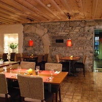 รูปภาพถ่ายที่ Restaurant Taverne - Hotel Interlaken โดย Restaurant Taverne - Hotel Interlaken เมื่อ 2/13/2014