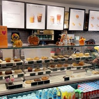 Photo taken at Starbucks by Thamer 🏅🇸🇦 ♈️ on 9/28/2022