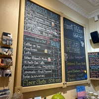 7/3/2023 tarihinde Alex V.ziyaretçi tarafından Fairfax Coffee House'de çekilen fotoğraf