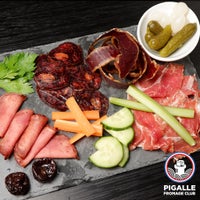 Foto diambil di Pigalle Fromage Club oleh Pigalle Fromage Club pada 10/18/2018
