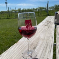 Photo taken at Vines &amp;amp; Rushes Winery by Janet J. on 6/6/2021