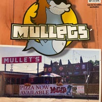 Photo taken at Mullets Restaurant by Janet J. on 2/12/2022