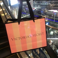 Photo taken at Victoria&amp;#39;s Secret by Airy ♡ on 1/21/2019