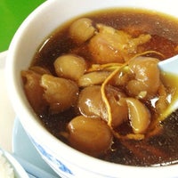 Photo taken at Hong Kong Yummy Soups by Keropok M. on 1/14/2013