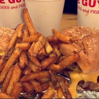 Photo taken at Five Guys by .. on 7/19/2019