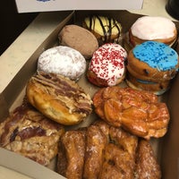 Foto diambil di Cops &amp;amp; Doughnuts Bakery oleh Brandon S. pada 12/16/2018