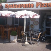 Foto tirada no(a) Praia do Lugar de Baixo por Miguel G. em 9/3/2013