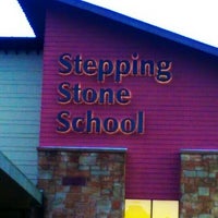 Foto tirada no(a) Stepping Stone School - Kyle por Turtle Y. em 5/16/2016