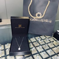Photo taken at Princes House Jewellery by W.S on 12/27/2019