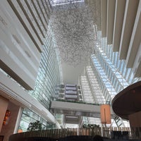 Photo taken at Tower 1 Marina Bay Sands Hotel by Daryl S. on 8/27/2022