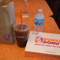 Photo taken at Dunkin&amp;#39; by Susu l. on 6/9/2014