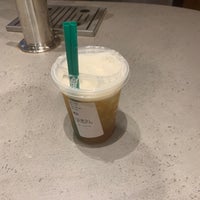 Photo taken at Starbucks by Mesa D. on 9/21/2019