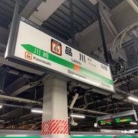 Photo taken at JR Platforms 11-12 by 横濱乃狂剣人 on 6/29/2023