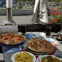Photo taken at Pizzeria Restaurant Grund by HA. on 9/19/2023