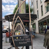 Photo taken at Petticoat Lane Market by La Fer @. on 7/8/2018