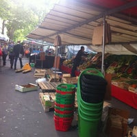 Photo taken at Marché Daumesnil by Renaud F. on 6/27/2014