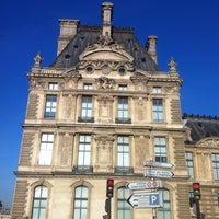 1/21/2016 tarihinde Renaud F.ziyaretçi tarafından Hôtel du Quai Voltaire (L&amp;#39;)'de çekilen fotoğraf